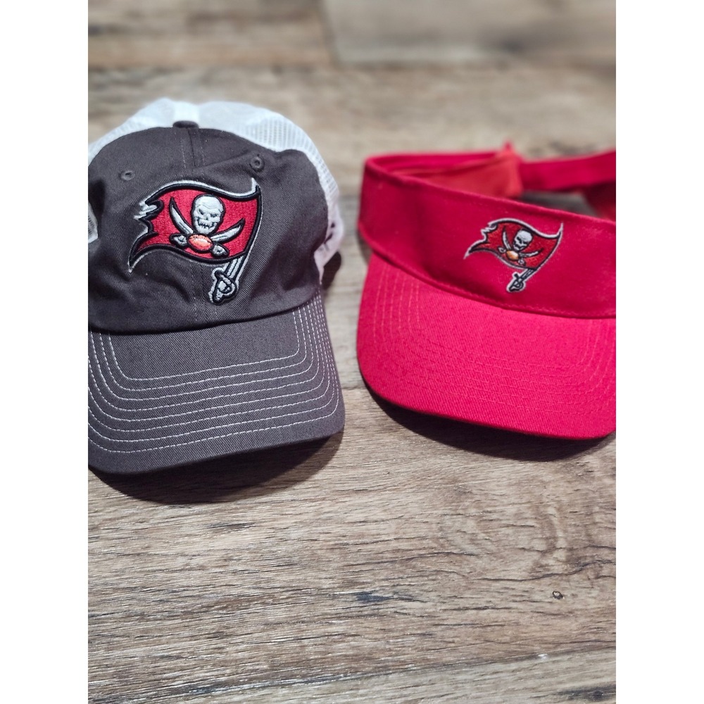 Fanatics Tampa Bay Bucs Hat Trucker Snapback + Free Red Promo Visor NFL Fan Gear